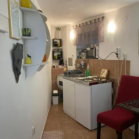 Apartment Lavandis Murter